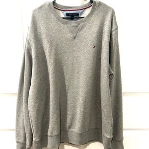 TOMMY HILFIGER GREY SWEATER